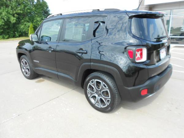 2015 Jeep Renegade Limited for sale in Iowa City, IA – photo 8