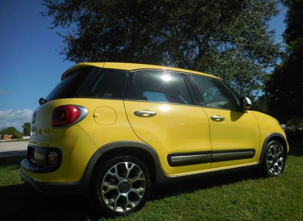 2014 Fiat 500L YellowTrekking 36k Miles FLA 1 OWNER!NONE NICER!! for sale in Fort Myers, FL – photo 2