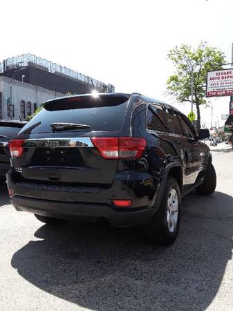 2011 Jeep Grand Cherokee Laredo 4WD LOWEST PRICES AROUND! for sale in Brooklyn, NY – photo 5