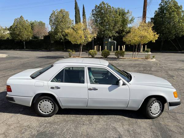 1991 Mercedes-Benz 300E 2.6L - cars & trucks - by owner - vehicle... for sale in Los Angeles, CA – photo 22