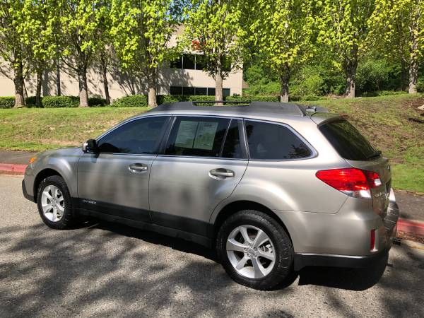 2014 Subaru Outback Limited AWD - Low Miles, Clean title, Auto for sale in Kirkland, WA – photo 7