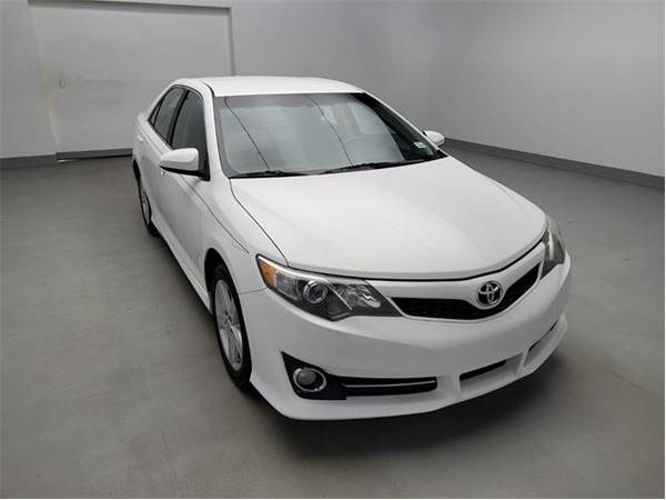 2013 Toyota Camry SE - sedan - - by dealer - vehicle for sale in Lubbock, TX – photo 14