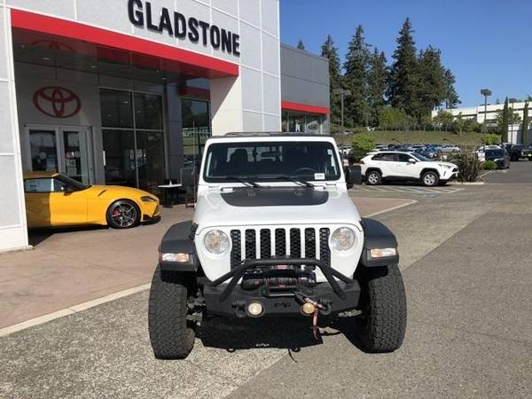 2020 Jeep Gladiator Sport CALL/TEXT - - by dealer for sale in Gladstone, OR – photo 9