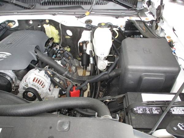 2006 Chevrolet Silverado 2500 4x4 Regular Cab Utility Bed - cars & for sale in Lawrenceburg, TN – photo 22