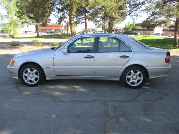 2000 Mercedes Benz C 280 sedan, auto, 6cyl only 109k miles! MINT for sale in Sparks, NV – photo 4