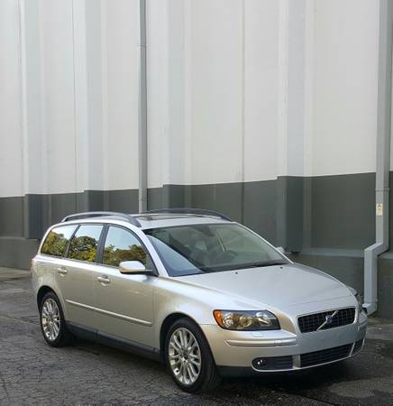 Mystic Silver 2005 Volvo V50 T5/147K/Automatic/Records for sale in Raleigh, NC – photo 2