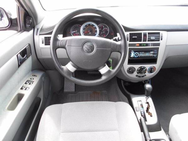 2008 Suzuki Forenza - - by dealer - vehicle automotive for sale in Lakewood, CO – photo 8