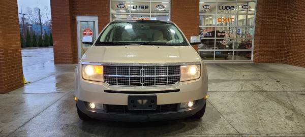 ///07 LINCOLN MKX GLASSTOP // - cars & trucks - by dealer - vehicle... for sale in East Hartford, CT – photo 2