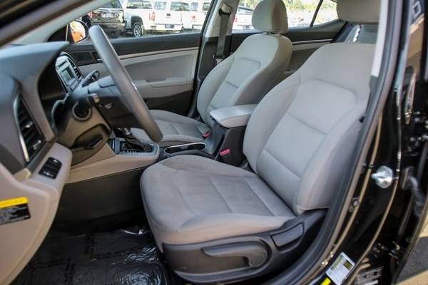 2018 Hyundai Elantra SE Sedan ONE OWNER - cars & trucks - by dealer... for sale in Lynnwood, OR – photo 14