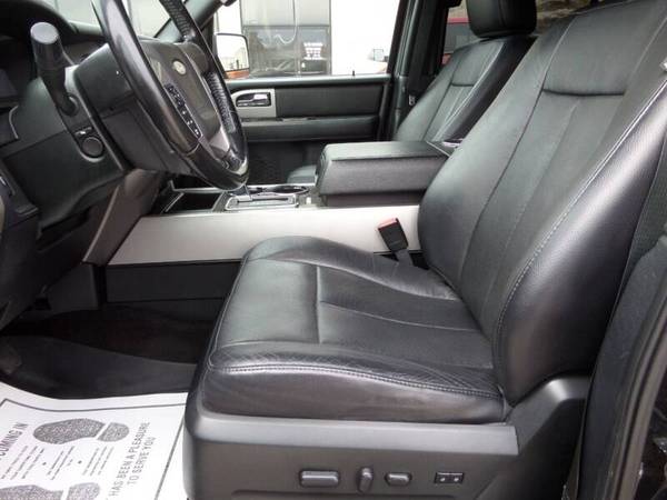 2015 Ford Expedition Limited, Leather, Sun, Navigation, Gorgeous! for sale in Fargo, ND – photo 12