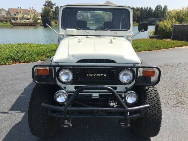 1975 TOYOTA FJ40 / RECENTLY RESTORED / CLEAN TITLE / 4-SPEED MANUAL / for sale in San Mateo, CA – photo 4