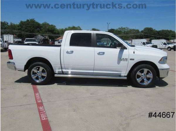 2016 Ram 1500 Crew Cab WHITE Buy Now! - - by dealer for sale in Grand Prairie, TX – photo 5