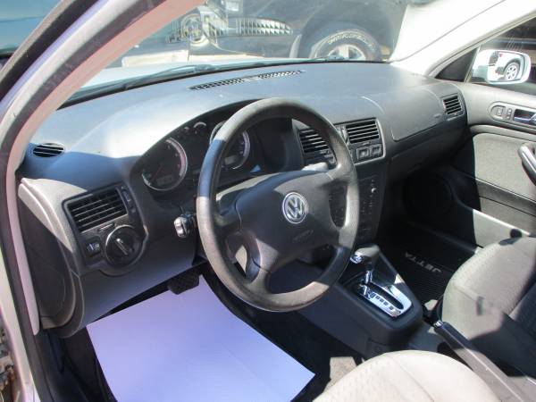 2004 VW JETTA GL, SHARP CAR, LOW MILES - - by dealer for sale in North Ridgeville, OH – photo 7
