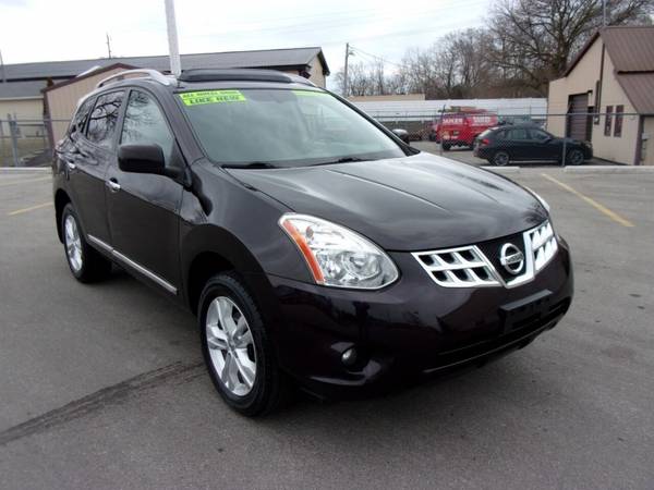 2013 Nissan Rogue SV AWD 4dr Crossover - - by dealer for sale in Waukesha, WI – photo 3