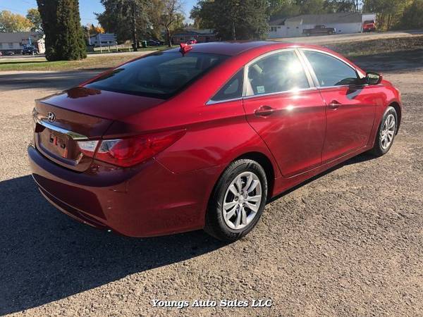 2012 Hyundai Sonata GLS Auto - cars & trucks - by dealer - vehicle... for sale in Fort Atkinson, WI – photo 5