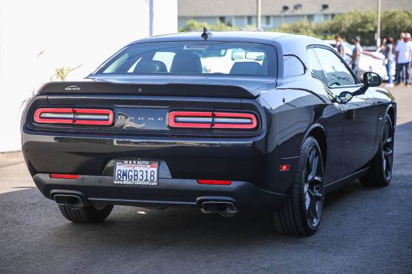 2019 Dodge Challenger R/T coupe Pitch Black Clearcoat - cars & for sale in Sacramento , CA – photo 6