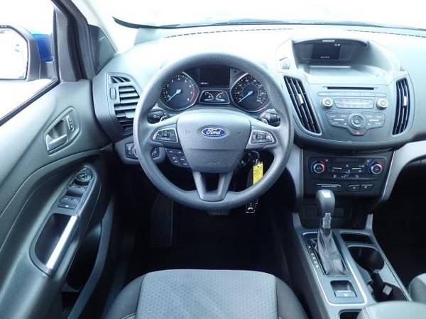 2017 Ford Escape SUV SE (Lightning Blue Metallic) GUARANTEED for sale in Sterling Heights, MI – photo 18