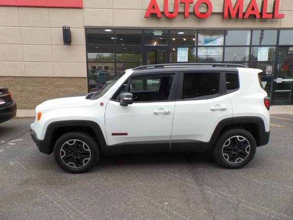 2017 Jeep Renegade Trailhawk - - by dealer - vehicle for sale in Maplewood, MN – photo 8