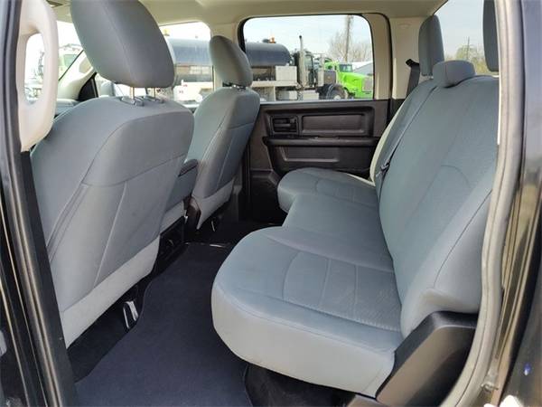 2015 Ram 1500 Tradesman - - by dealer - vehicle for sale in Chillicothe, OH – photo 14