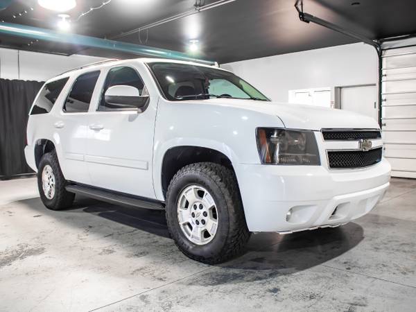 2008 Chevrolet Tahoe 4WD 4dr 1500 LT w/1LT for sale in Ontario, NY – photo 2