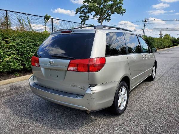 2004 Toyota Sienna AWD LE 7 passenger rides great we finance! for sale in Lawnside, DE – photo 3