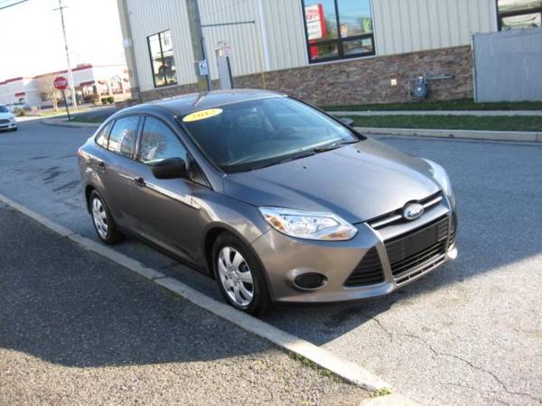 2012 Ford Focus S Sedan - Super Savings! - - by for sale in Prospect Park, PA – photo 4