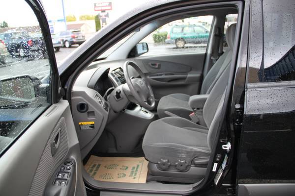 2008 HYUNDAI TUCSON SE 4WD /// Only 75k Miles, WHOLESALE to PUBLIC... for sale in Hillsboro, OR – photo 11