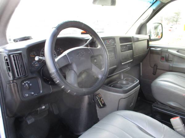 2006 Chevrolet Express Cargo Van 3500 BUCKET VAN CARGO 134K - cars & for sale in south amboy, AL – photo 15