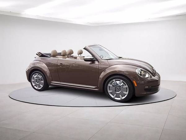 2013 Volkswagen BEETLE CONVERTIBLE 2 5L 70s Edition for sale in Wilmington, NC – photo 5