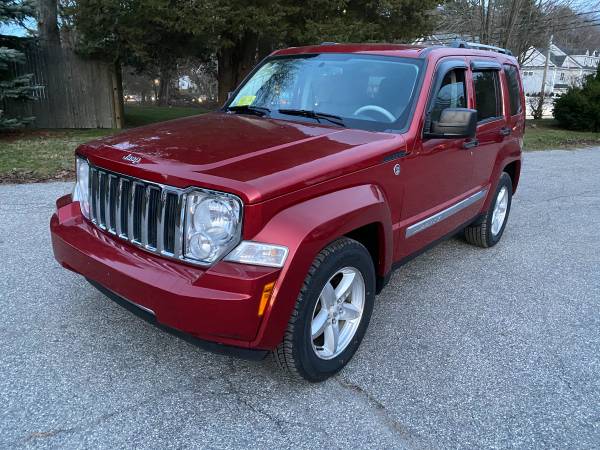 2008 Jeep Liberty (4X4) 69K MILES - cars & trucks - by owner -... for sale in dedham, MA – photo 2