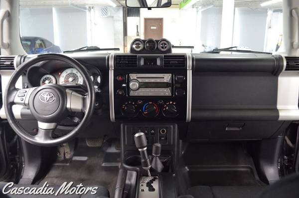 2007 Toyota FJ Cruiser 4X4 4WD - - by dealer - vehicle for sale in Portland, OR – photo 12