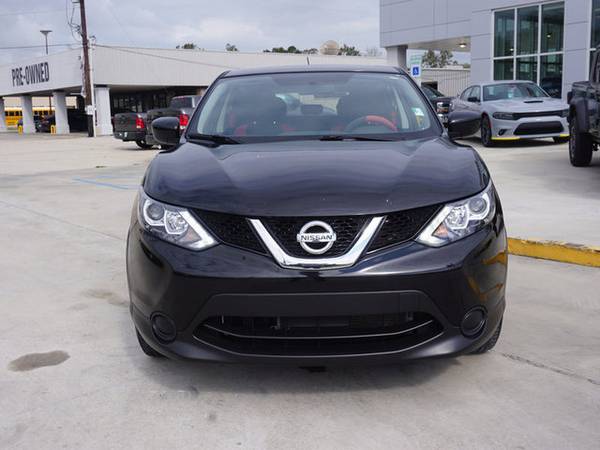 2018 Nissan Rogue Sport S FWD - cars & trucks - by dealer - vehicle... for sale in Plaquemine, LA – photo 2