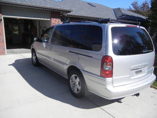 2003 Chevrolet Venture Van for sale in Omaha, NE – photo 3