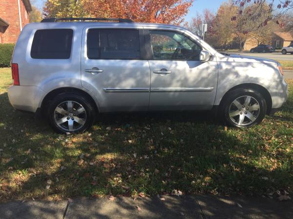 2015 Honda Pilot touring AWD OR BEST OFFER - cars & trucks - by... for sale in Louisville, KY – photo 4
