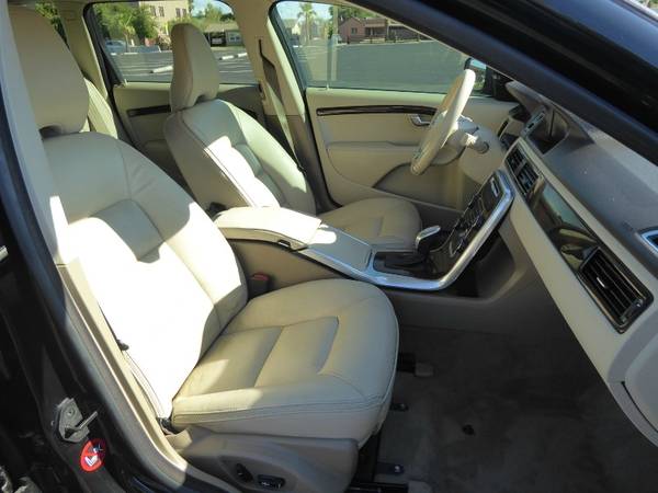 2013 VOLVO XC70 4DR WGN 3.2L with AM/FM stereo w/CD/MP3/WMA player... for sale in Phoenix, AZ – photo 21