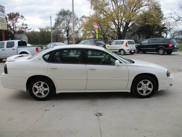 2004 Chevy Impala LS**Leather/Low Miles/88K**{www.dafarmer.com} -... for sale in CENTER POINT, IA – photo 2