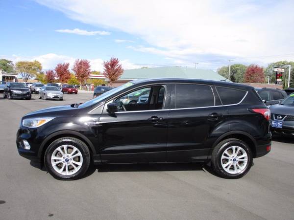 2017 Ford Escape Se Black Suv - cars & trucks - by dealer - vehicle... for sale in Green Bay, WI – photo 2