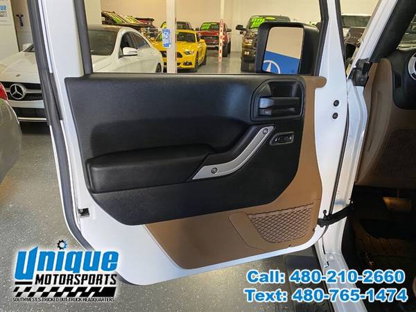 2017 JEEP WRANGLER UNLIMITED SAHARA ~ LOW MILES ~ LOADED ~ EASY FINA... for sale in Tempe, AZ – photo 9