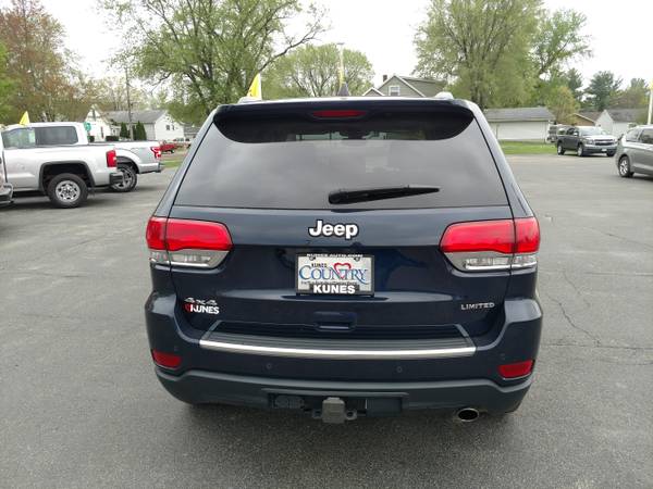 2018 Jeep Grand Cherokee Limited 4 4 (Sunroof) - - by for sale in Loves Park, IL – photo 2
