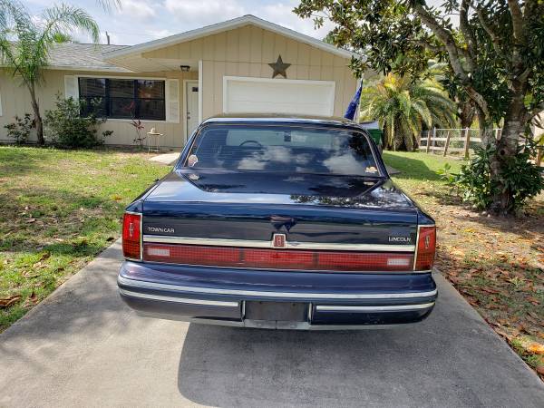 1993 Lincoln Town Car for sale in Sebastian, FL – photo 4