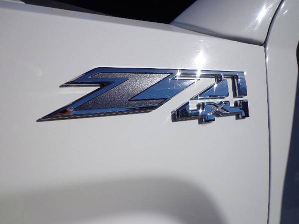 2017 GMC SIERRA CREW CAB SLE Z71 4X4 (83K MILES) FULL PRICE REDUCED... for sale in PINETOP, NM – photo 7
