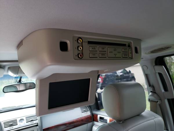 2004 Lincoln Navigator Luxury SUV - 1 Owner - DVD Player - Captains for sale in Lake Helen, FL – photo 15