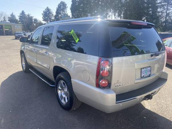 2008 GMC Yukon XL Denali - - by dealer - vehicle for sale in Eugene, OR – photo 7