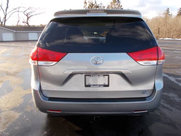 2011 Toyota Sienna 5dr 7-Pass Van V6 LE AWD (Natl) for sale in Cohoes, VT – photo 7