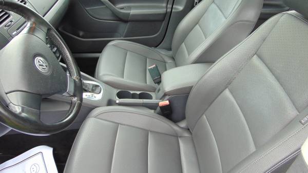 2009 VW JETTA SE WAGON LEATHER PANO LOADED for sale in Watertown, NY – photo 8