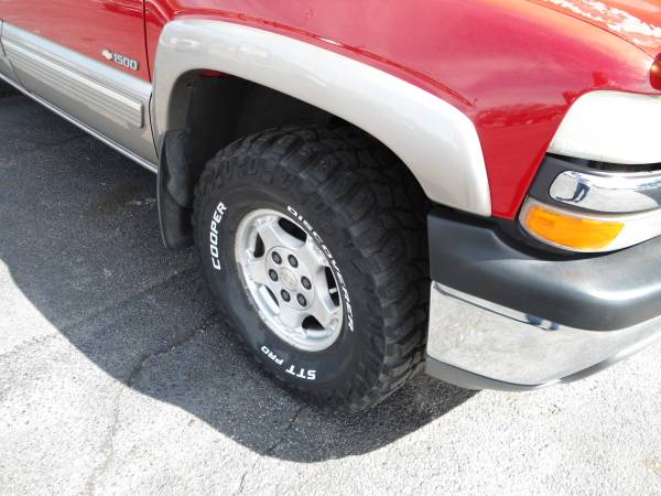 2000 Chevy Silverado 1500 4X4 low miles - - by dealer for sale in Wichita, KS – photo 10