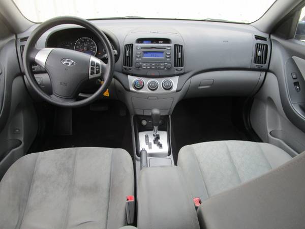 2010 Hyundai Elantra SE - - by dealer - vehicle for sale in Wilmington, OH – photo 12