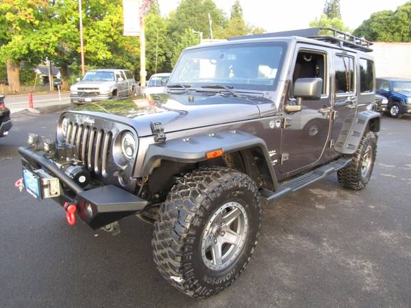 2014 Jeep Wrangler Unlimited 4X4 4dr SAHARA *GRAY* 59K LOTS OF... for sale in Milwaukie, OR – photo 2