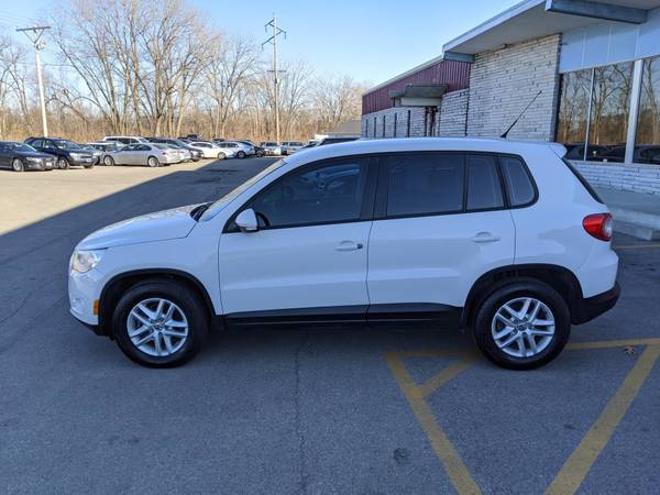 2011 VW Tiguan - cars & trucks - by dealer - vehicle automotive sale for sale in Evansdale, IA – photo 8