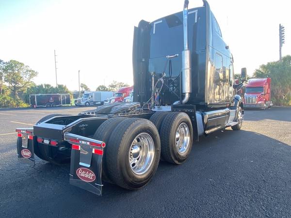 2007 Peterbilt 387 semi truck CAT C15, 13 Speed, last of the good... for sale in Fort Myers, FL – photo 10